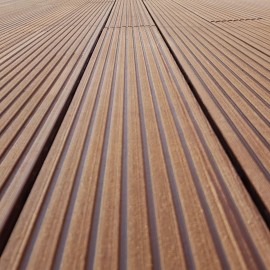 Profil WPC Decking Exclusive, canelat periat, culoare maro, 145x26 mm